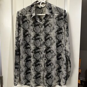 Stylish Black and Gray women’s size medium,Cabi